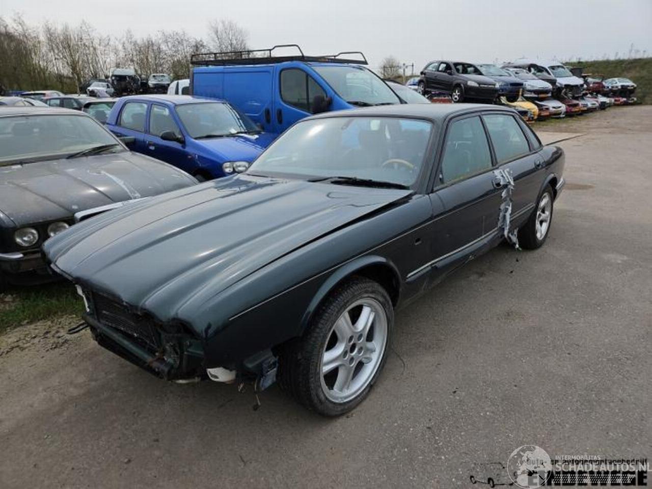 Jaguar XJR XJR, Sedan, 1994 / 2003 4.0 V8 32V Supercharged