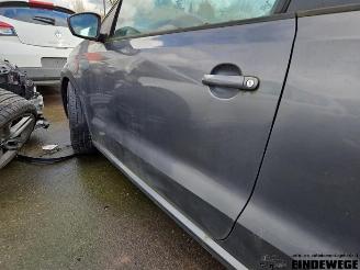 Volkswagen Polo Polo V (6R), Hatchback, 2009 / 2017 1.6 TDI 16V 90 picture 8