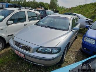 Uttjänta bilar auto Volvo V-70 V70 (SW), Combi, 1999 / 2008 2.4 D5 20V 2004
