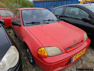Vrakbiler auto Suzuki Swift Swift (SF310/413), Hatchback 3-drs, 1989 / 2004 1.3 1998/4