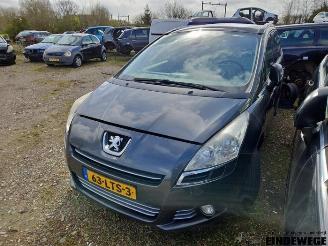 Uttjänta bilar auto Peugeot 5008 5008 I (0A/0E), MPV, 2009 / 2017 1.6 THP 16V 2010/6