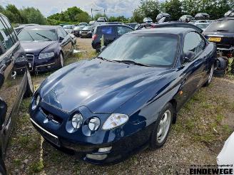 Autoverwertung Hyundai Coupé Coupe, Coupe, 1996 / 2002 2.0i 16V 2002/1