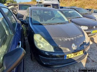 disassembly passenger cars Renault Clio Clio III (BR/CR), Hatchback, 2005 / 2014 1.2 16V 65 2006/3