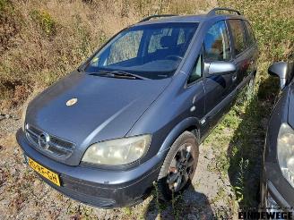 Vrakbiler auto Opel Zafira Zafira (F75), MPV, 1998 / 2005 1.6 16V 2005/2