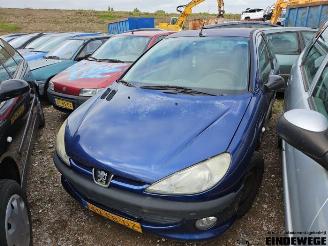 Uttjänta bilar auto Peugeot 206 206 (2A/C/H/J/S), Hatchback, 1998 / 2012 1.4 XR,XS,XT,Gentry 2000/2