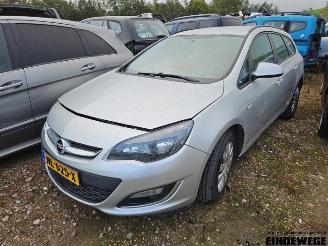 Démontage voiture Opel Astra Astra J Sports Tourer (PD8/PE8/PF8), Combi, 2010 / 2015 1.7 CDTi 16V 2012/10