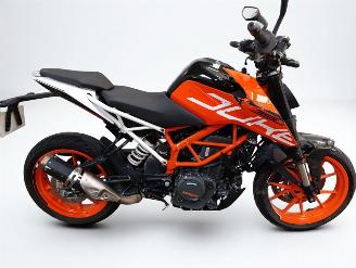 škoda motocykly KTM 390 Duke  2020/3