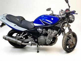 Vaurioauto  motor cycles Suzuki Bandit 600  2005/3