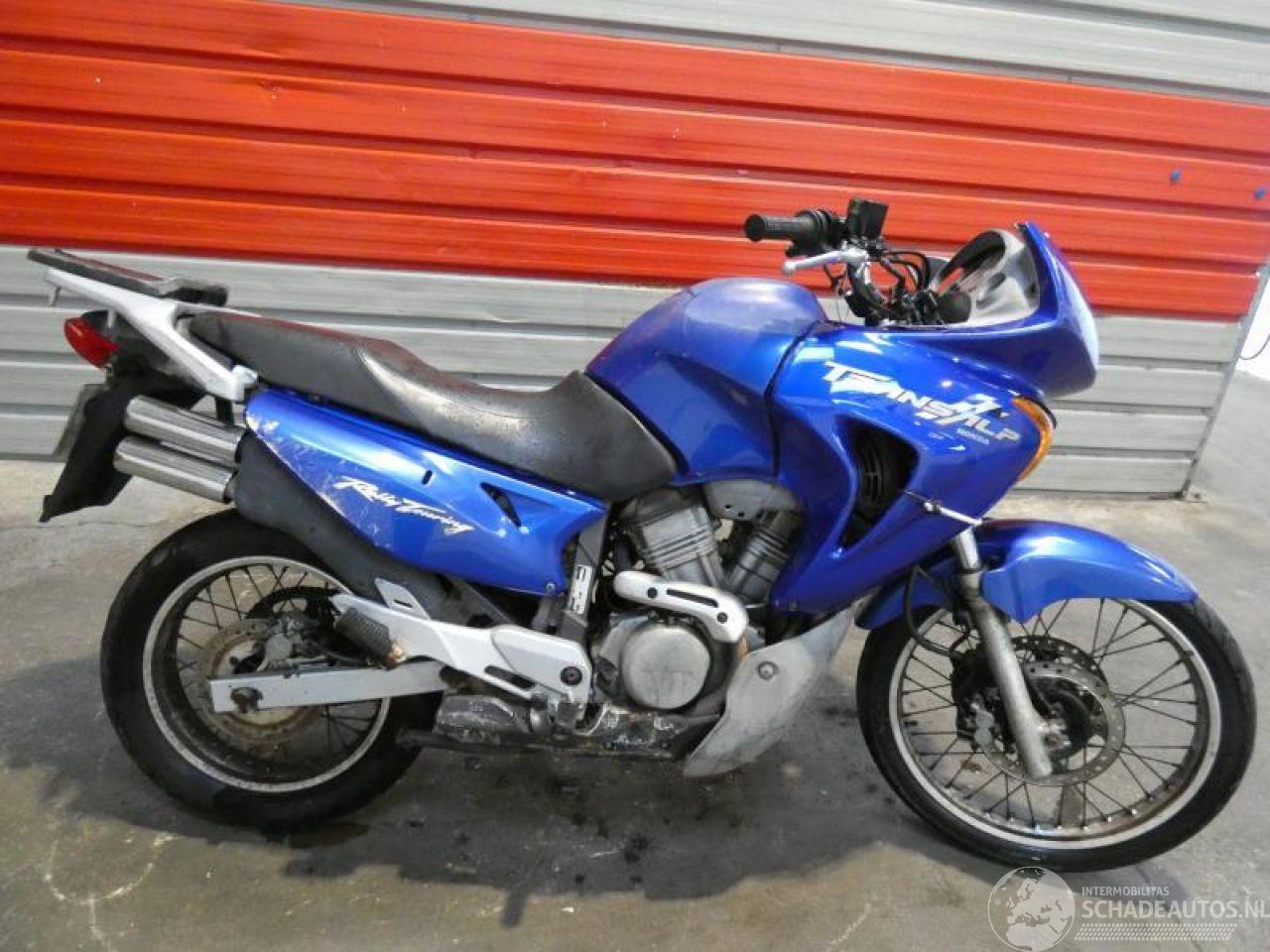 Honda Transalp 650 