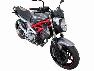 skadebil motor Suzuki Gladius 650  2010/7