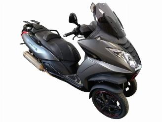 Avarii scootere Peugeot  METROPOLIS RS 2017/4