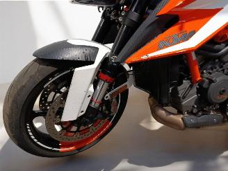KTM 1290 Super Duke R  picture 10