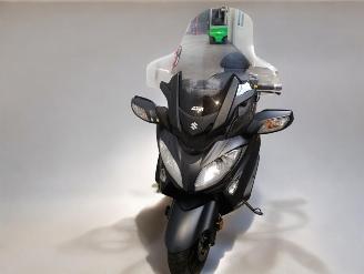 Suzuki  BURGMAN picture 2