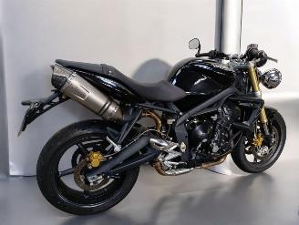 Triumph Street Triple  picture 16