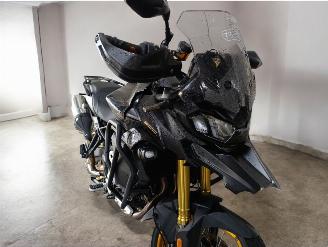 Voge  DS X picture 2