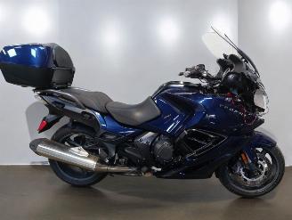 Unfall Kfz Motorrad Triumph Trophy 1200 SE 2013/9