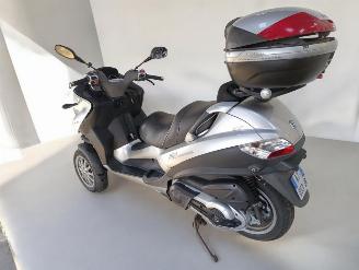 Piaggio  MP3 picture 14