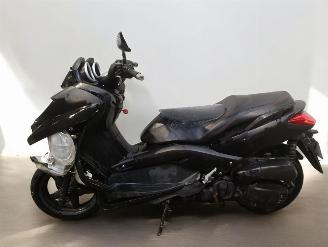 Yamaha Xmax  picture 3