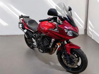 Vaurioauto  motor cycles Yamaha FZ 6 Fazer  2007/4