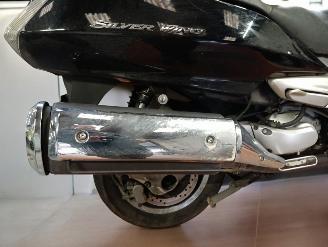 Honda  FJS SILVERWING picture 13