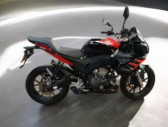 krockskadad bil motor Aprilia Tuono  2020/10
