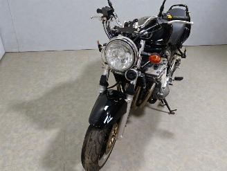 Suzuki Bandit 600  picture 2