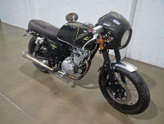 dommages motocyclettes  Mash  QM 2018/6