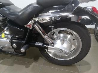Honda VTX 1800 C picture 11