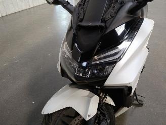 Honda  FORZA NSS picture 13