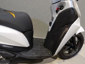 Honda  SH A picture 18