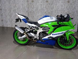 škoda motocykly Kawasaki ZXR 400  2024/4