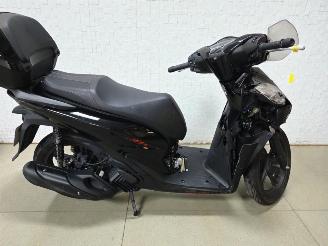 Honda  SH picture 10