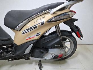 Piaggio  LIBERTY picture 10