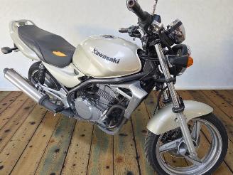 danneggiata motocicli Kawasaki ER - 5  2002/10