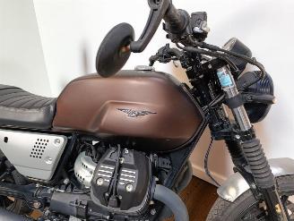 Moto Guzzi V 7 STONE picture 8