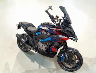 dañado motos BMW  M 1000XR 2023/12