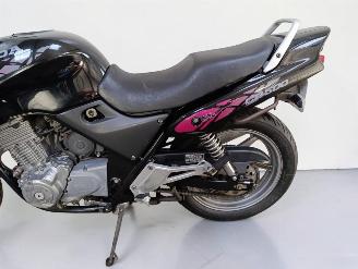 Honda CB 500  picture 10