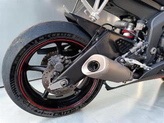 Yamaha YZF - R6  picture 19