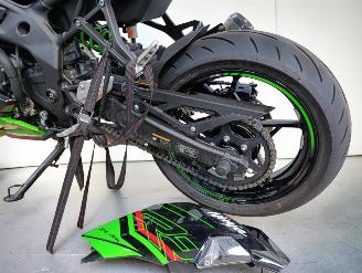 Kawasaki  ZX 4R picture 4