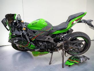 Kawasaki  ZX 4R picture 3
