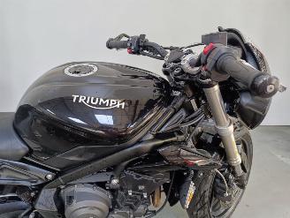 Triumph Street Triple 660 S picture 8