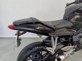 Triumph Street Triple 660 S picture 20