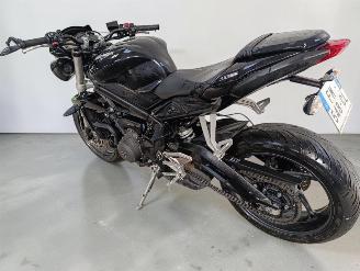 Triumph Street Triple S picture 12