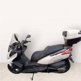 Kymco  DINK STREET picture 14