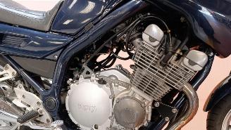 Yamaha XJ 900 DIVERSION picture 4