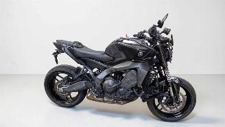 krockskadad bil motor Yamaha MT-09  2026/5