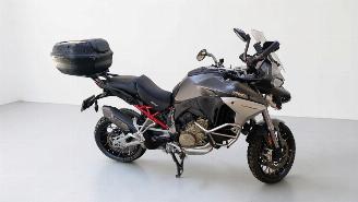 skadebil motor Ducati MTS 1200 V4 2021/1