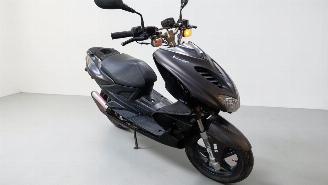 Schade scooter Yamaha  MBK NITRO 2012/6