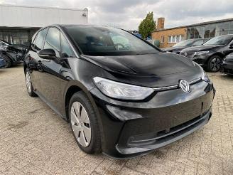 skadebil auto Volkswagen ID.3 Pro *NAVI - KAM* 2025/5