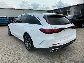 Avarii autoturisme Mercedes E-klasse 300 T dition AMG Lin *NAVI - AHK - KAM* 2023/12
